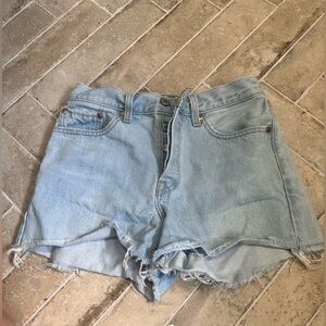 Levi wedgie short 27